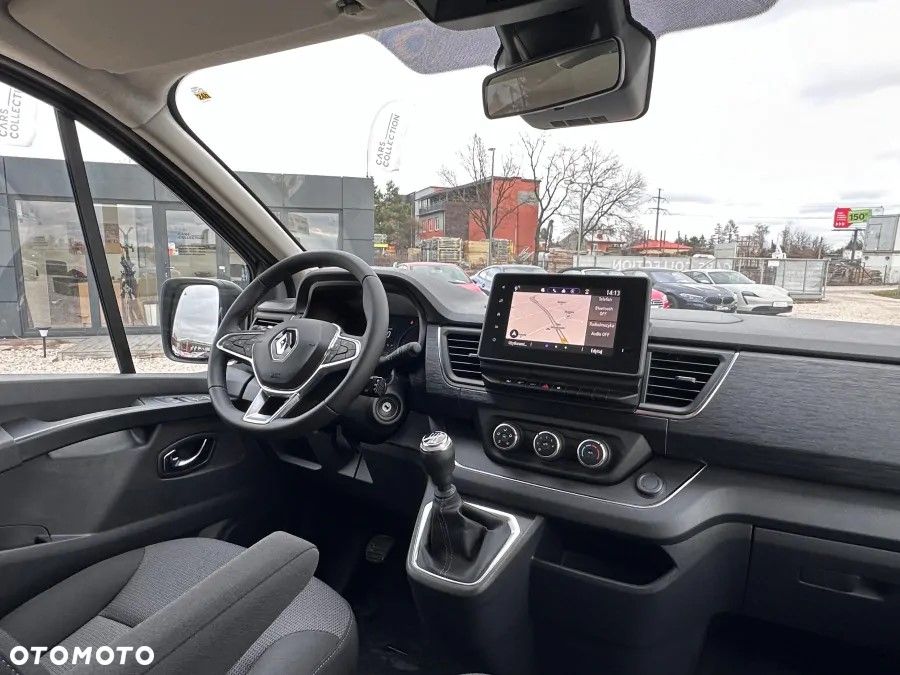 Renault Trafic Grand 2.0 dCi - 13