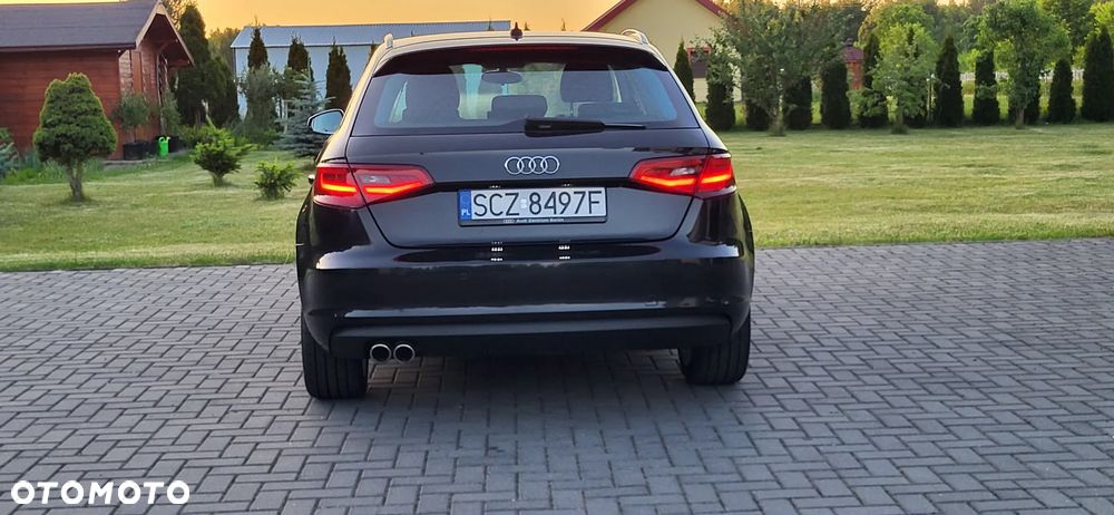Audi A3 Sportback 2.0 TDI Attraction S tronic - 9