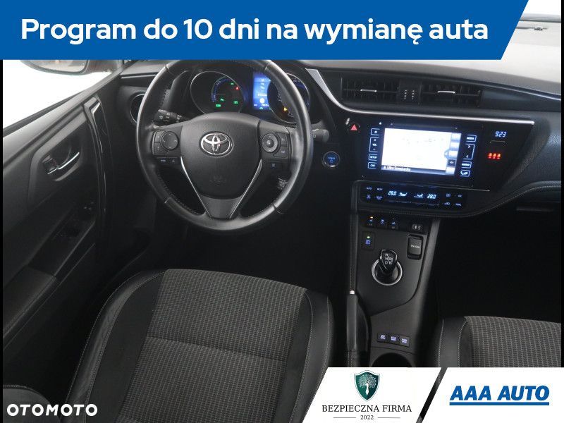 Toyota Auris - 9