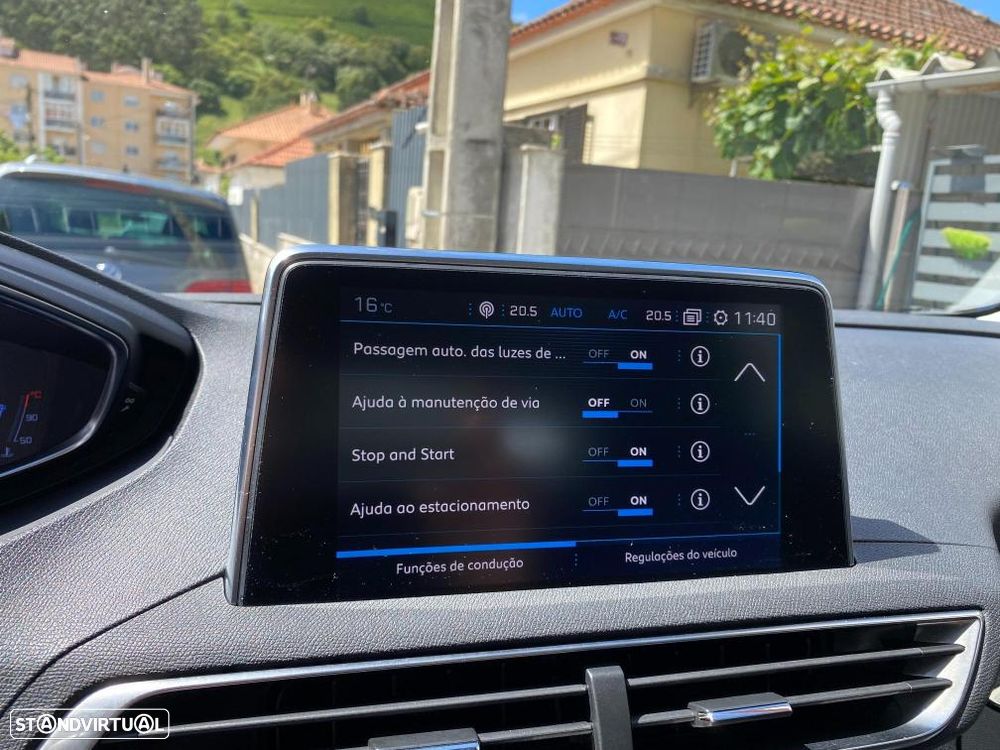 Peugeot 3008 BlueHDi 130 Stop & Start EAT8 Allure - 26