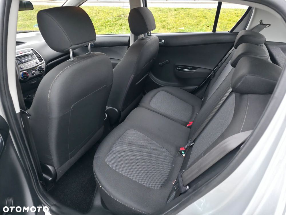 Hyundai i20 - 8