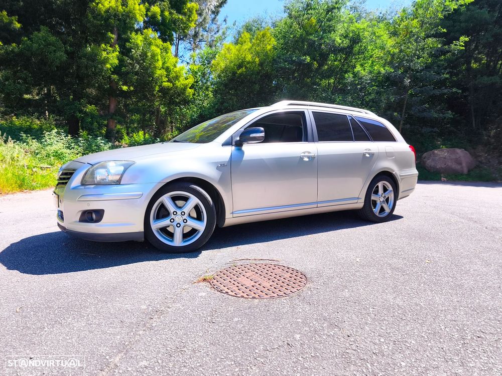 Toyota Avensis SW 2.2 D-CAT Sol+GPS - 1