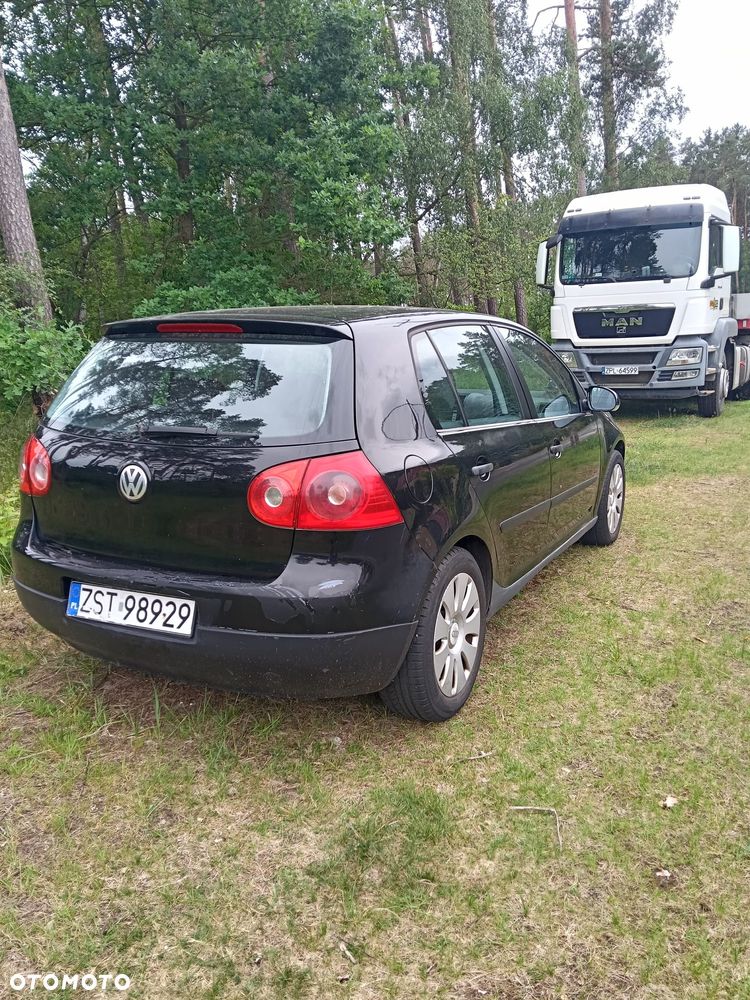 Volkswagen Golf 2.0 TDI DPF GT - 3