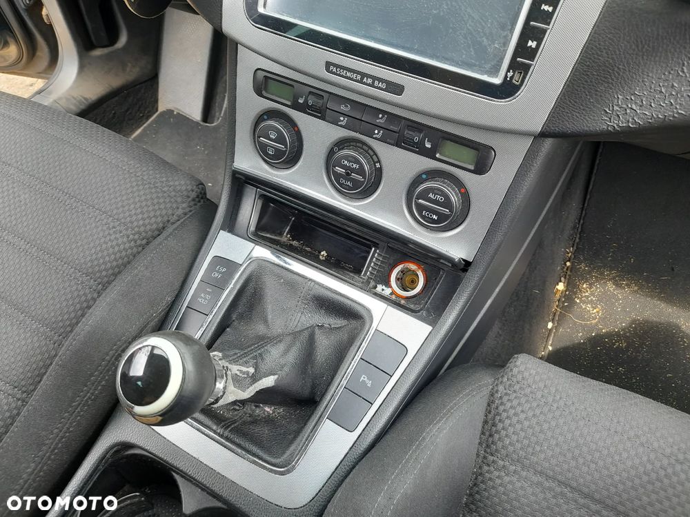 VW PASSAT B6 ZAWIAS DRZWI PRAWY LEWY - 6