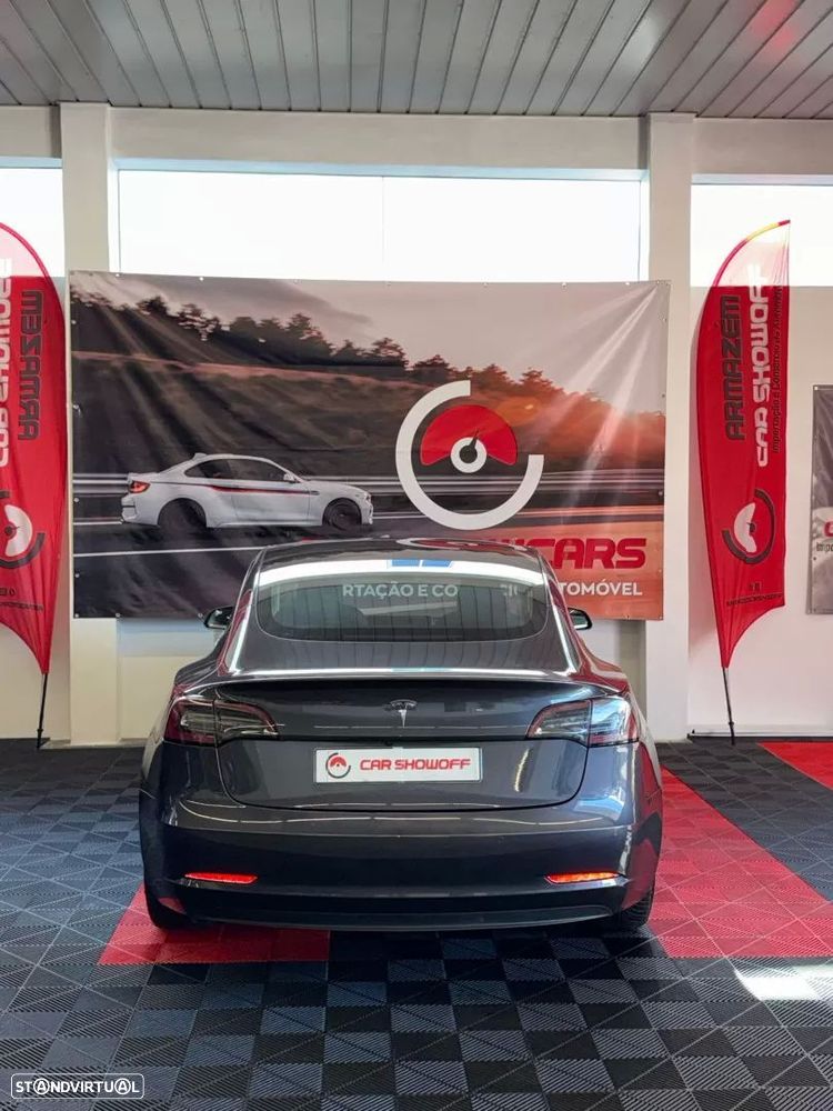 Tesla Model 3 Long-Range RWD - 8