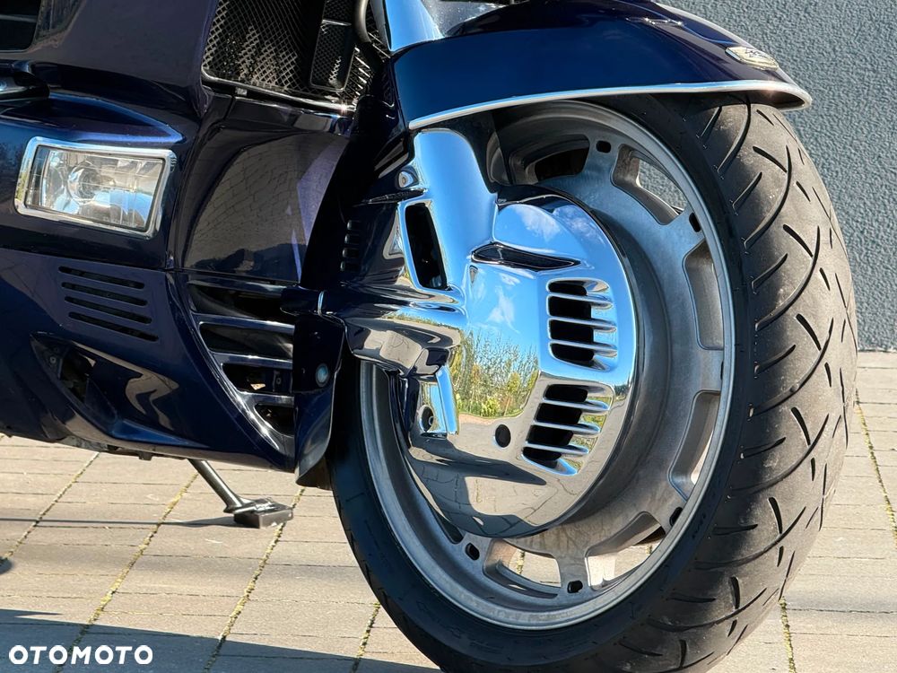Honda GL - 5