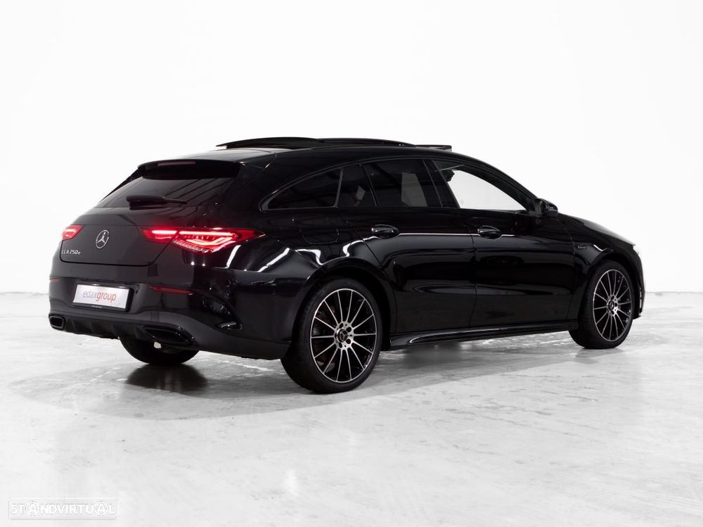 Mercedes-Benz CLA 250 e Shooting Brake 8G-DCT AMG Line - 3