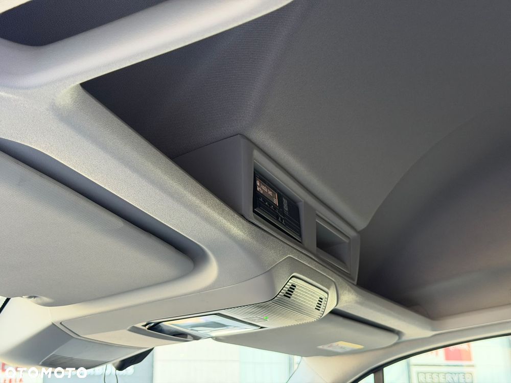 Volkswagen Crafter - 14