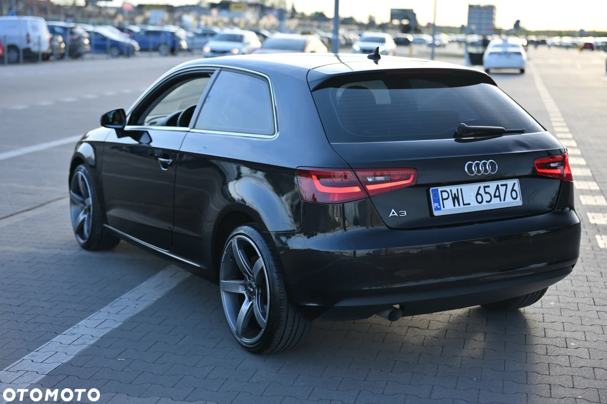 Audi A3 1.6 TDI DPF Attraction - 14