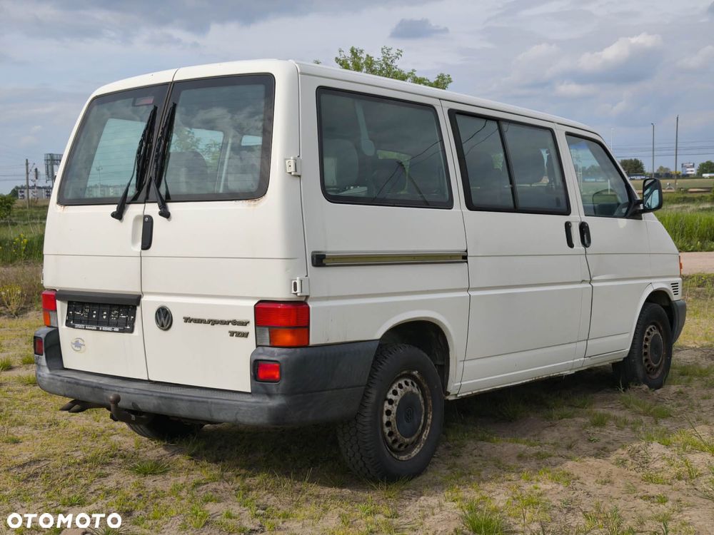 Volkswagen Transporter - 7