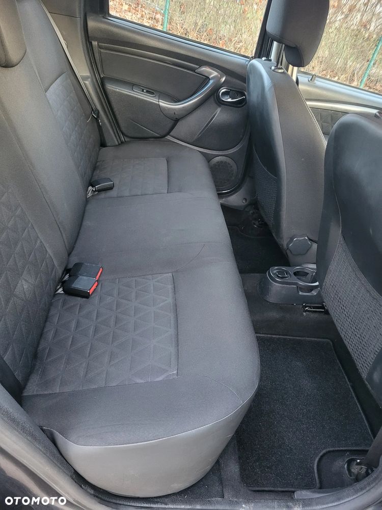 Dacia Duster dCi 110 FAP 4x2 Urban Explorer - 14