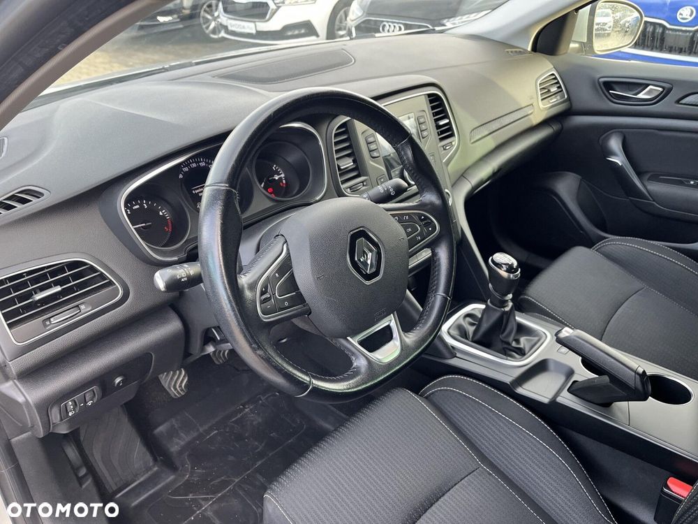 Renault Megane 1.6 dCi Bose - 16
