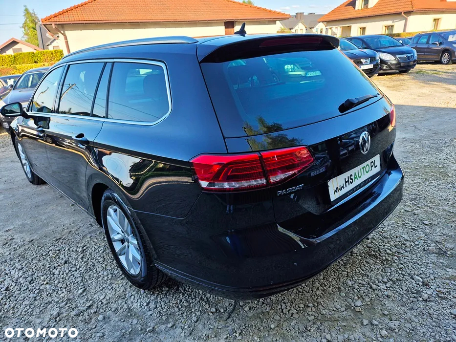 Volkswagen Passat Variant 1.4 TSI ACT (BlueMotion Technology) Highline - 21