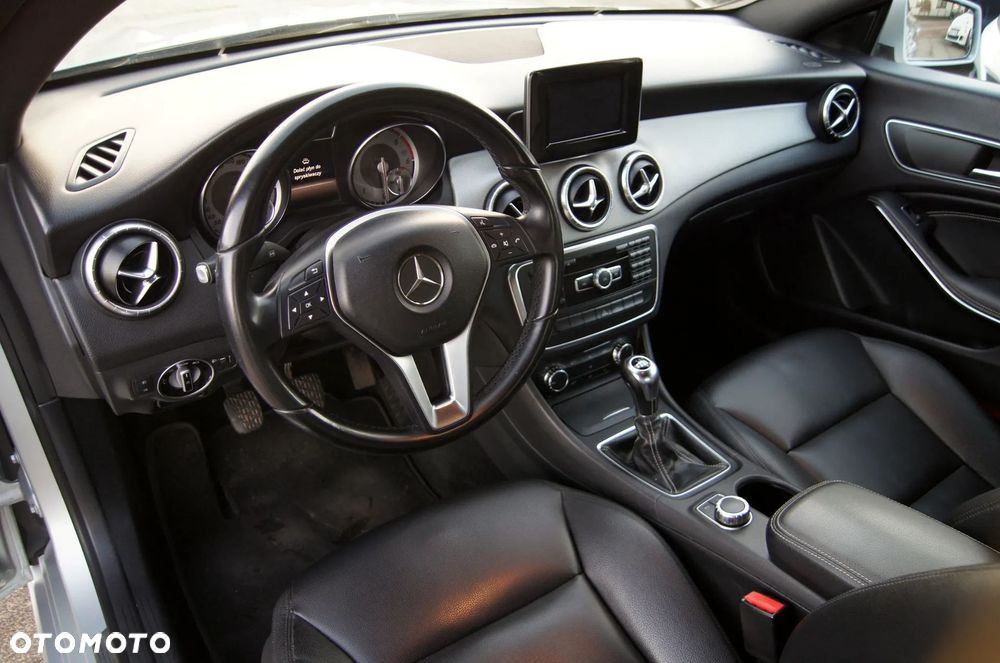 Mercedes-Benz CLA 200 CDI Edition 1 - 8