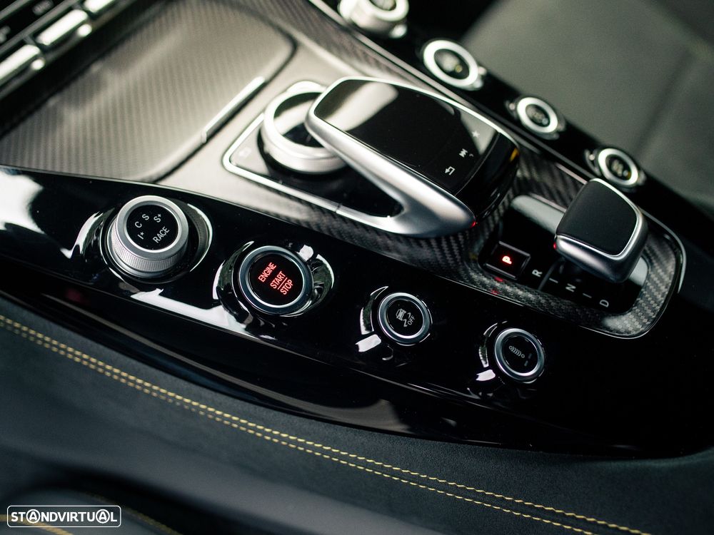 Mercedes-Benz AMG GT R - 42