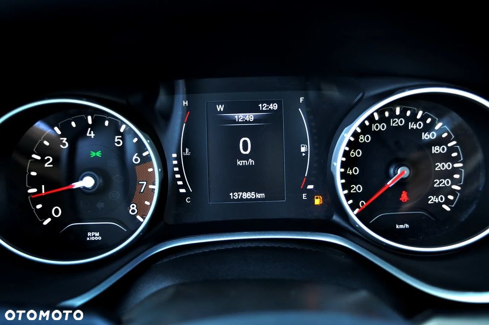Jeep Compass 1.4 TMair Night Eagle FWD S&S - 37