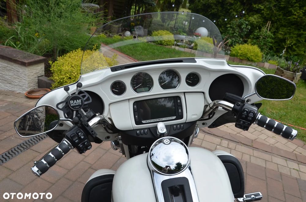 Harley-Davidson FLHTCU Ultra - 34