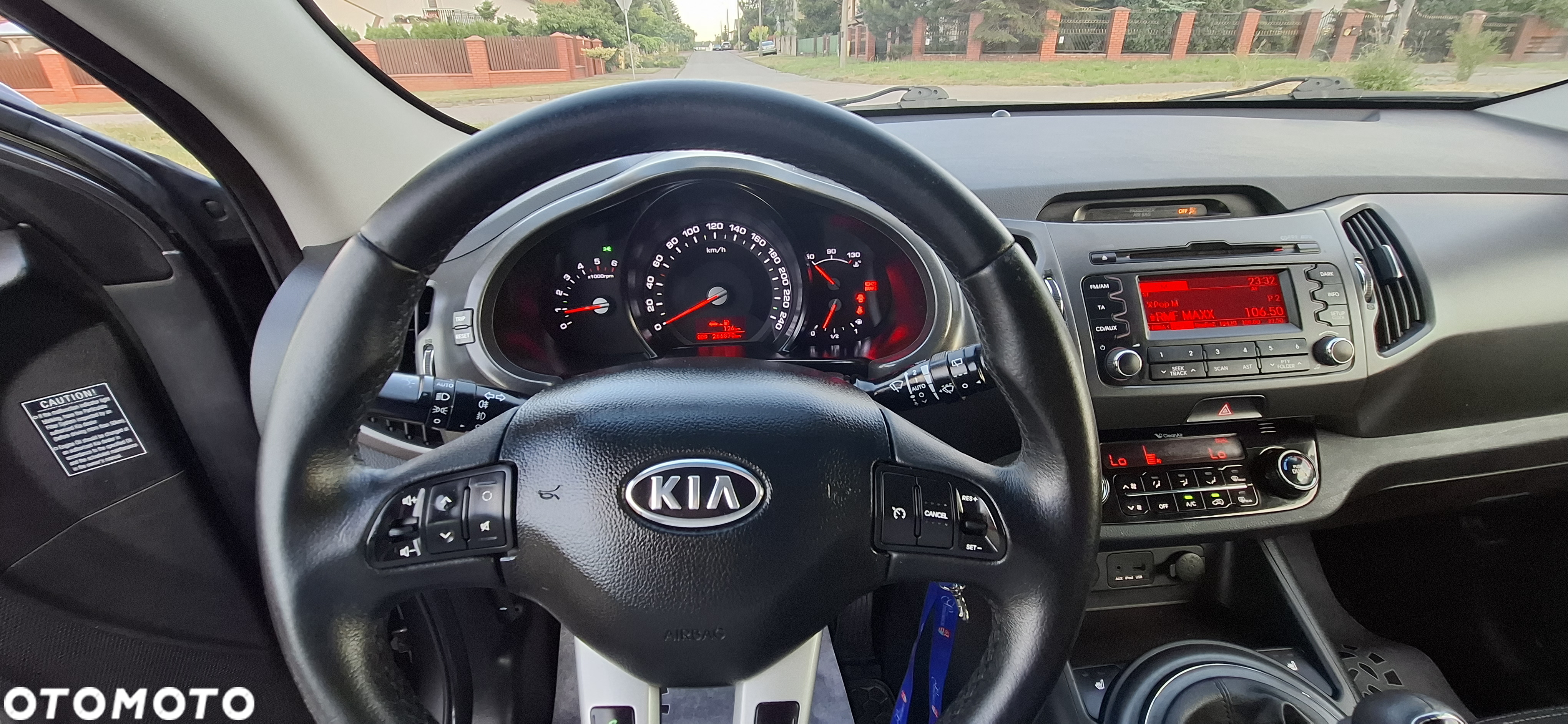 Kia Sportage 1.7 CRDI 2WD Dream-Team Edition - 9