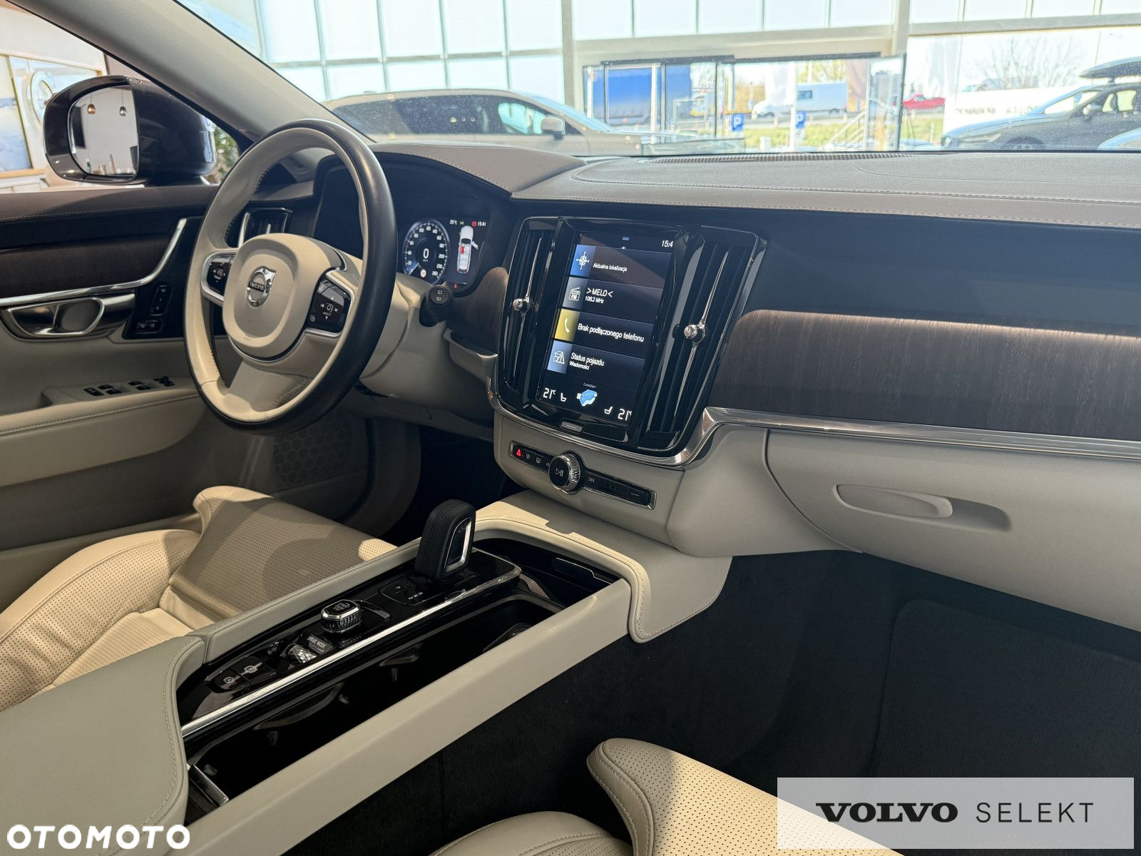 Volvo V90 Cross Country - 19