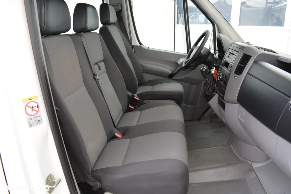 Volkswagen CRAFTER 35 DOKA - 29
