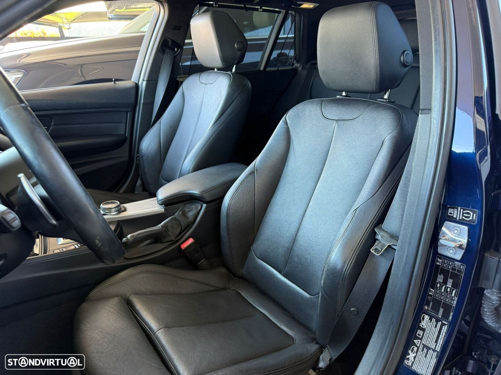 BMW 335 d Touring xDrive Pack M - 14
