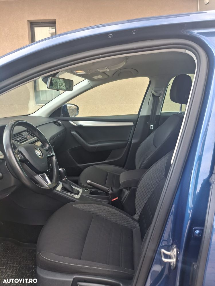 Skoda Octavia 1.4 TSI DSG Ambition - 5