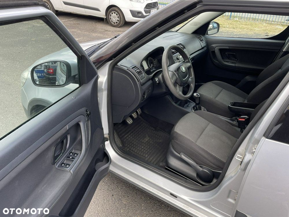 Skoda Roomster - 24