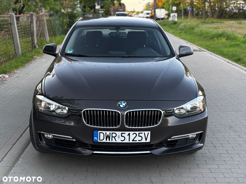BMW Seria 3 318d DPF - 4