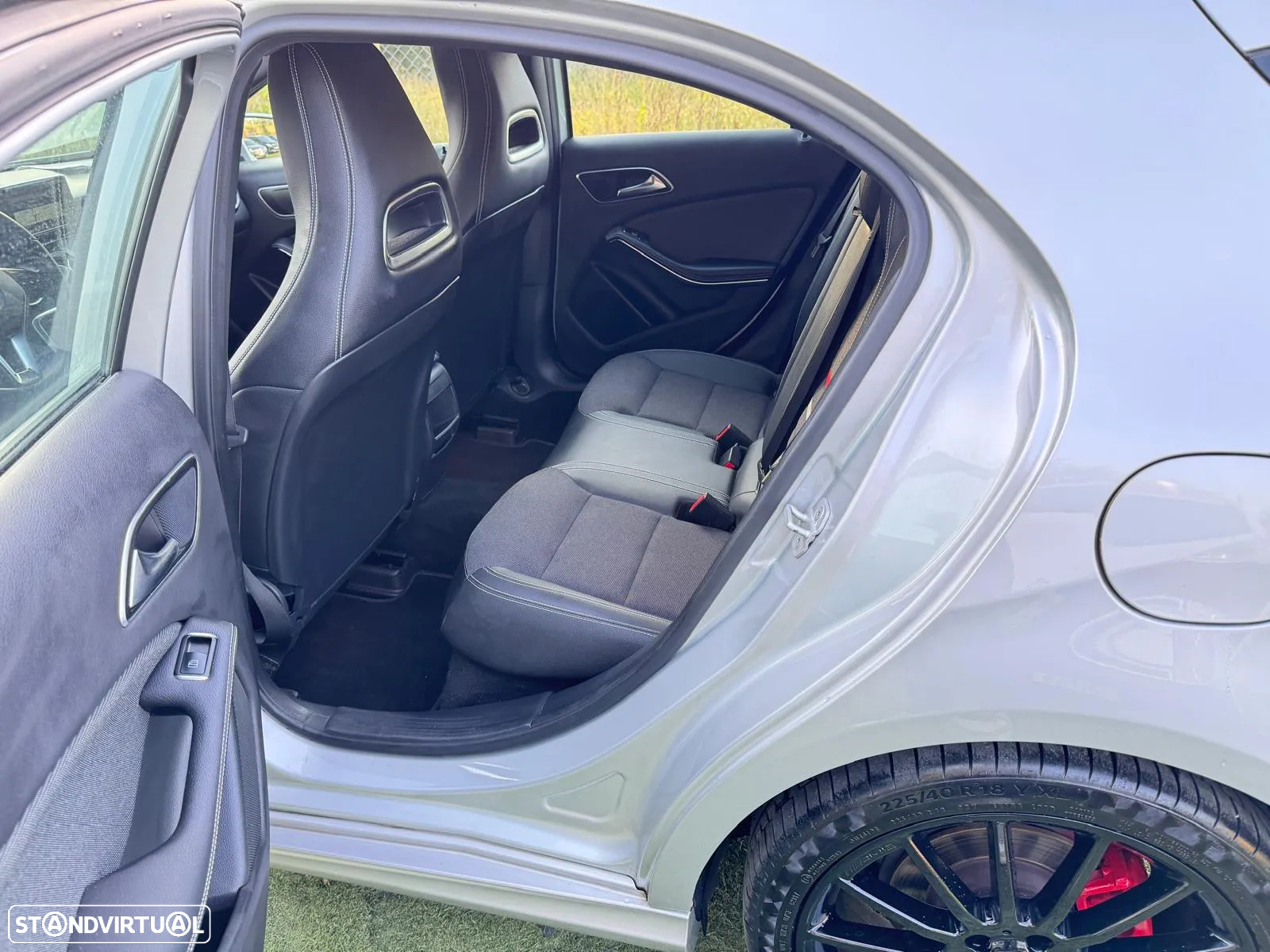 Mercedes-Benz A 180 CDI AMG Line - 6