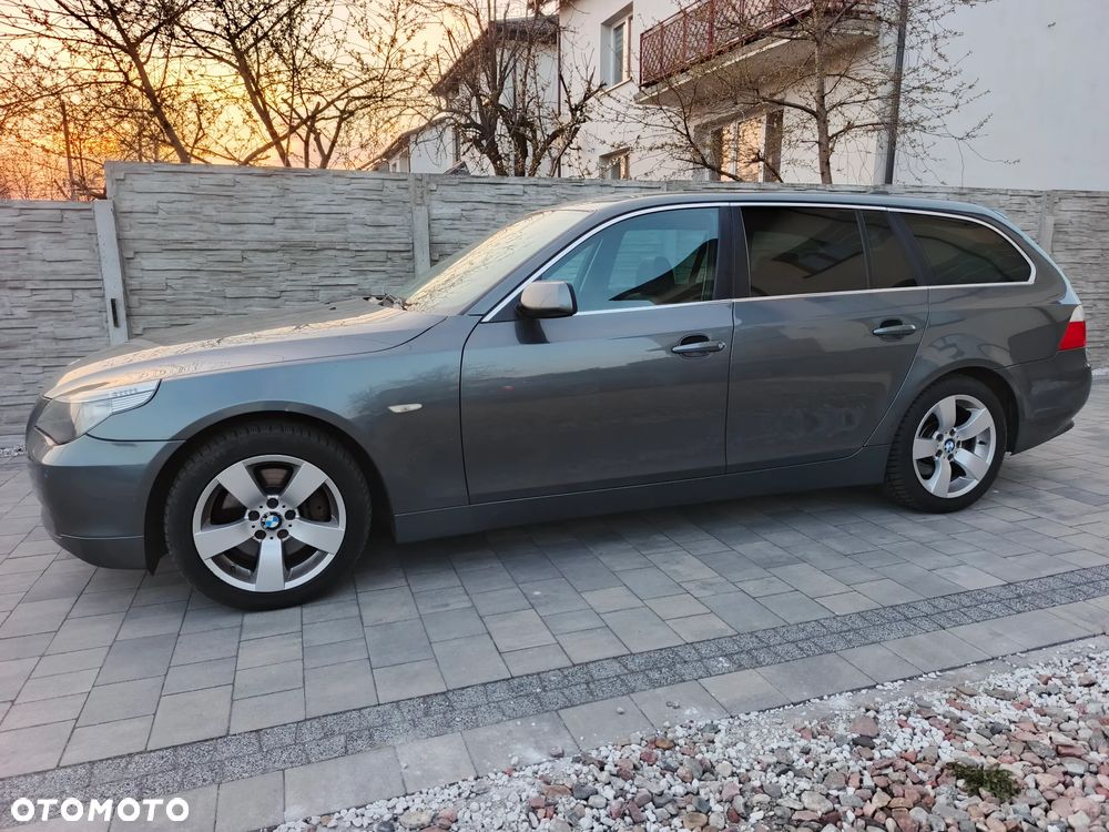 BMW Seria 5 530xd - 28