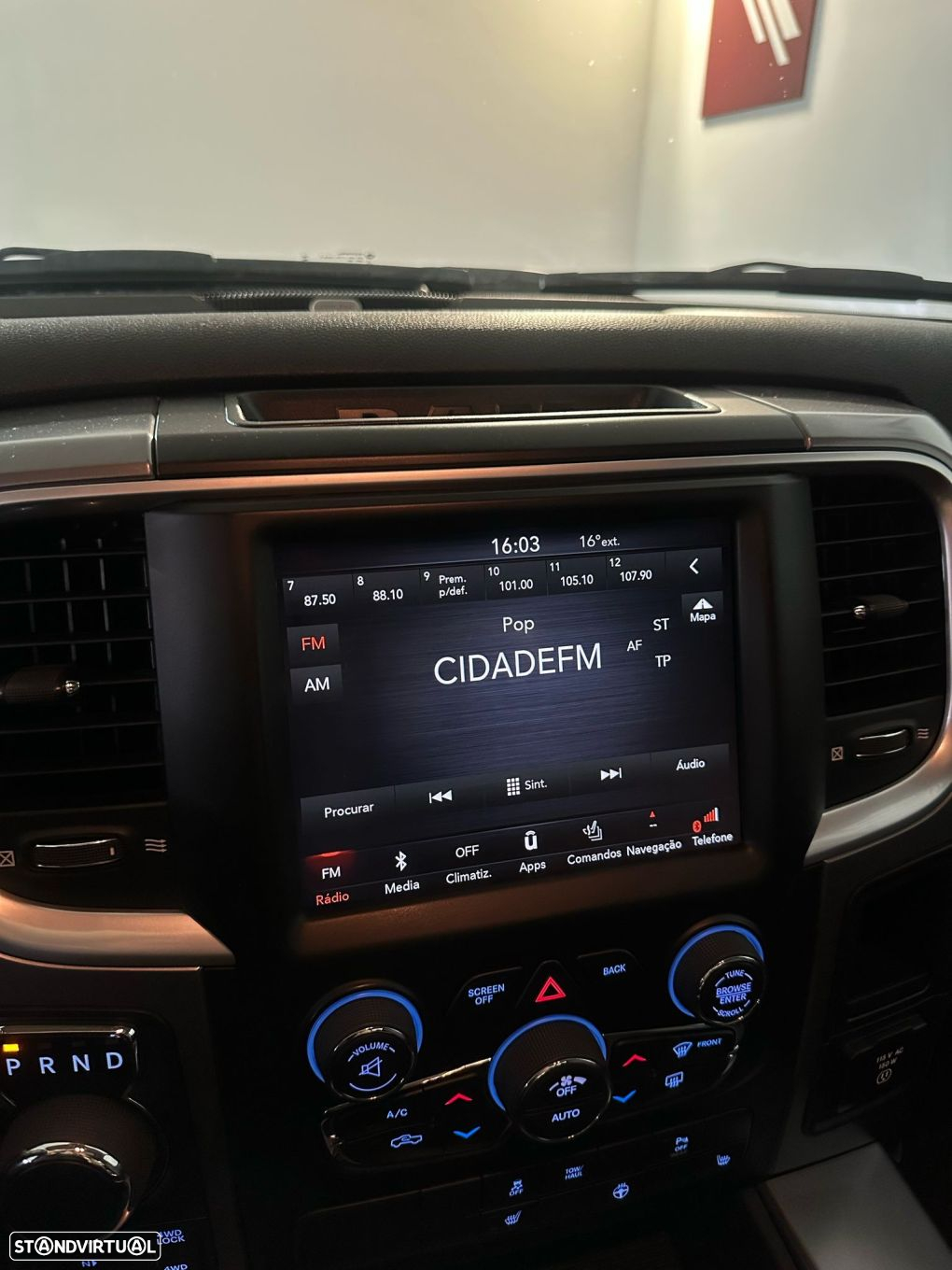 Dodge RAM 1500 5.7 V8 - 32