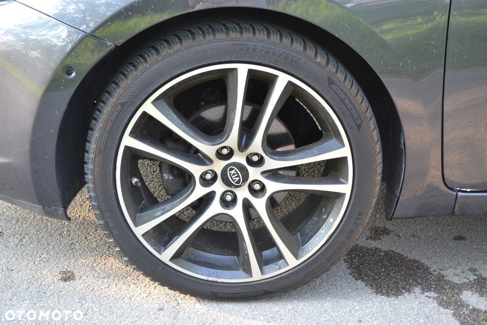 Kia Ceed 1.6 GDI DCT Platinum Edition - 7