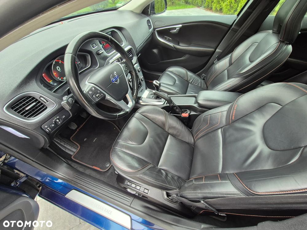 Volvo V40 D4 Ocean Race - 5