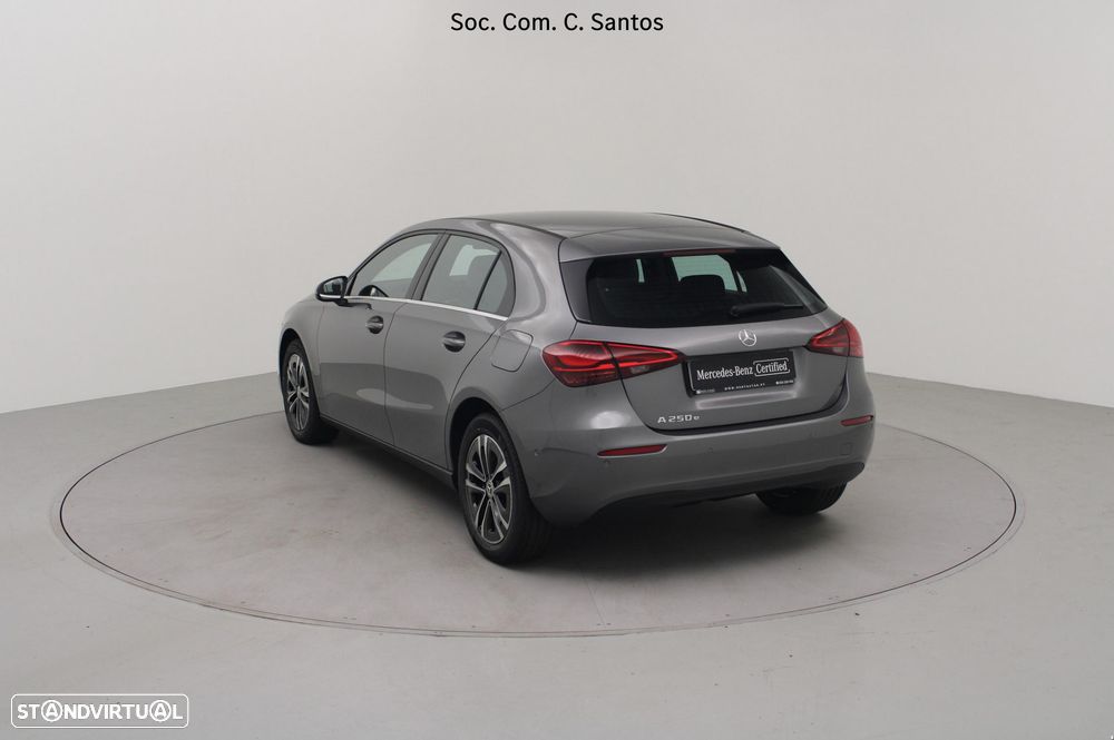 Mercedes-Benz A 250 e Progressive - 7