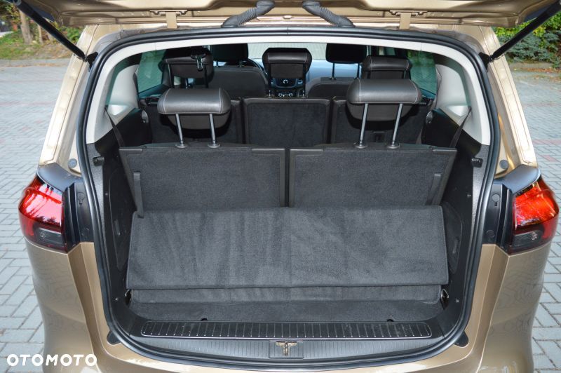 Opel Zafira - 20