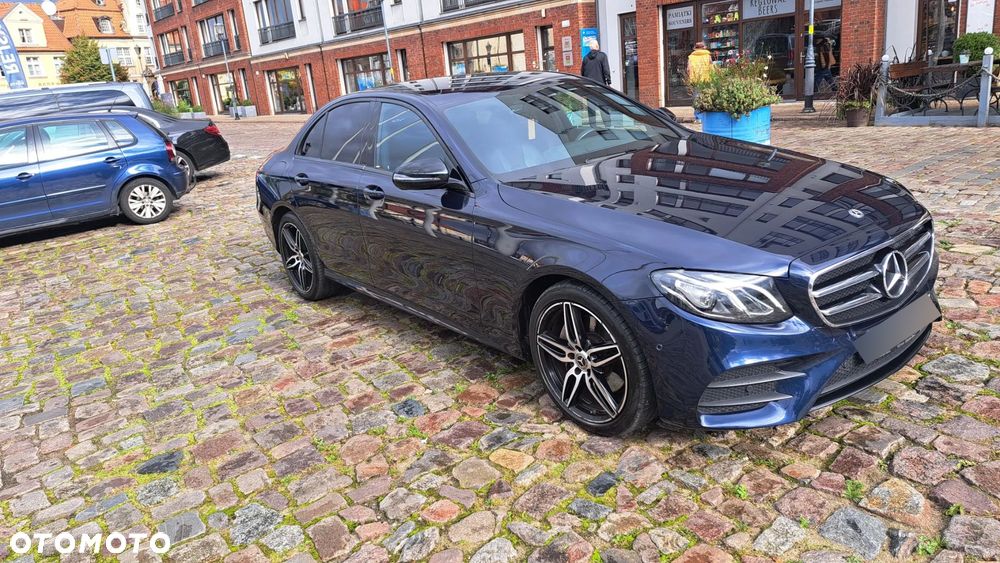 Mercedes-Benz Klasa E 200 4-Matic 9G-TRONIC - 18