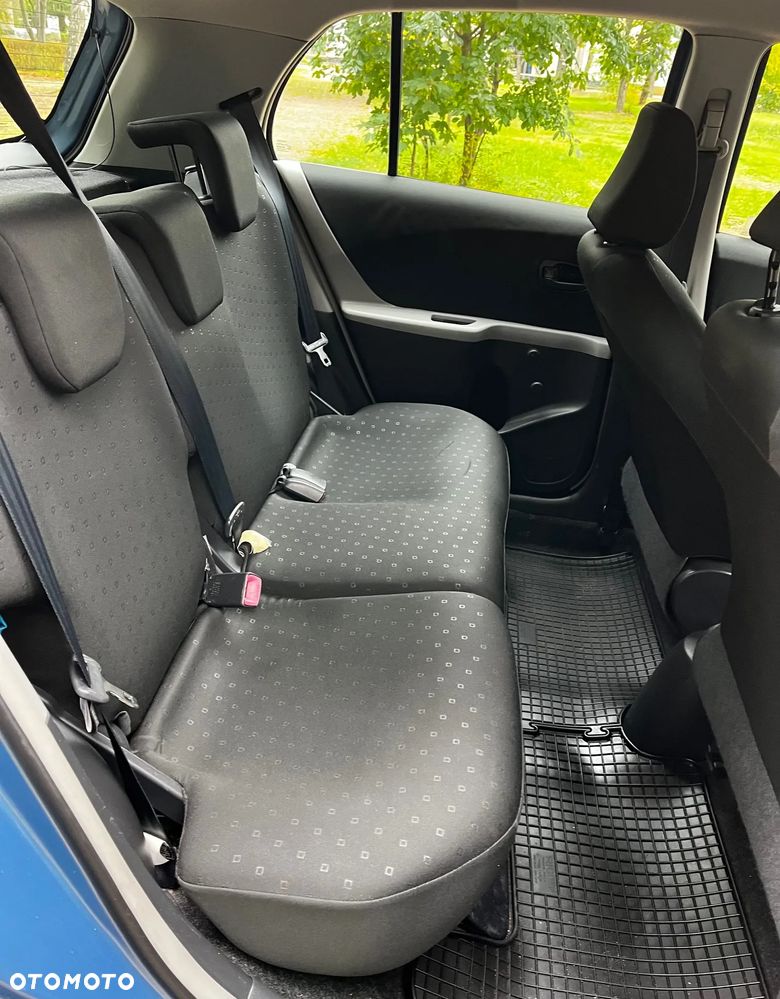 Toyota Yaris - 13