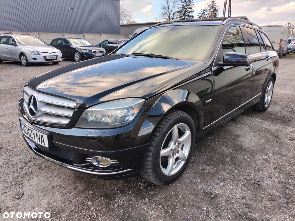 Mercedes-Benz Klasa C 180 Kompressor BlueEFFICIENCY Elegance