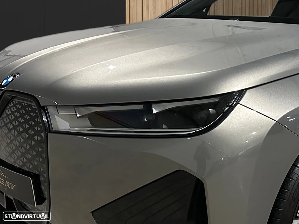 BMW iX xDrive 40 Pack Desportivo - 6