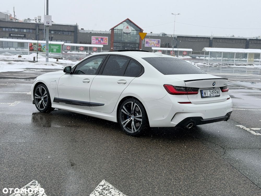 BMW Seria 3 330e M Sport sport - 5