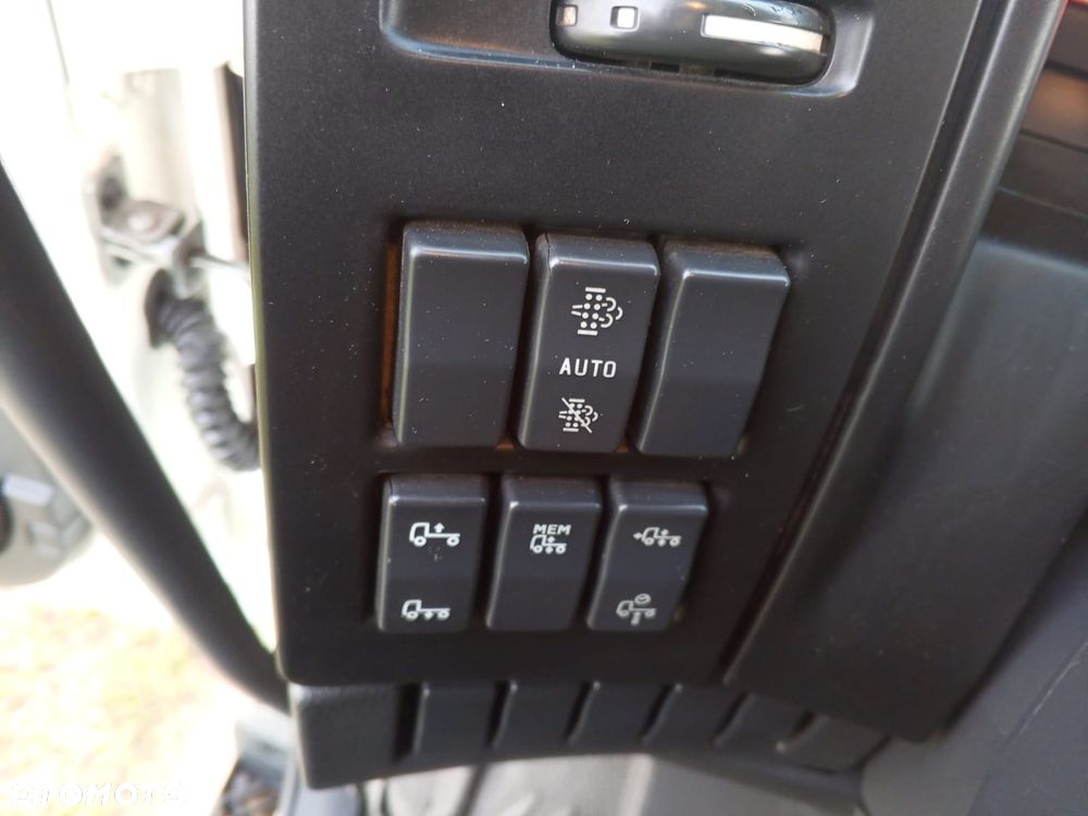 Renault Śmieciarka Renault D19/ Mały przebieg i udokumentowany - 27