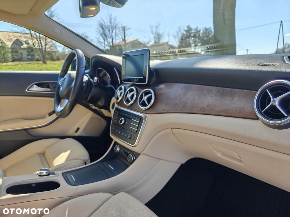Mercedes-Benz GLA 200 (CDI) d 7G-DCT Style - 11
