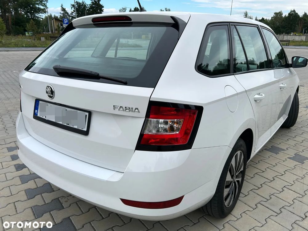 Skoda Fabia 1.0 TSI Clever - 22
