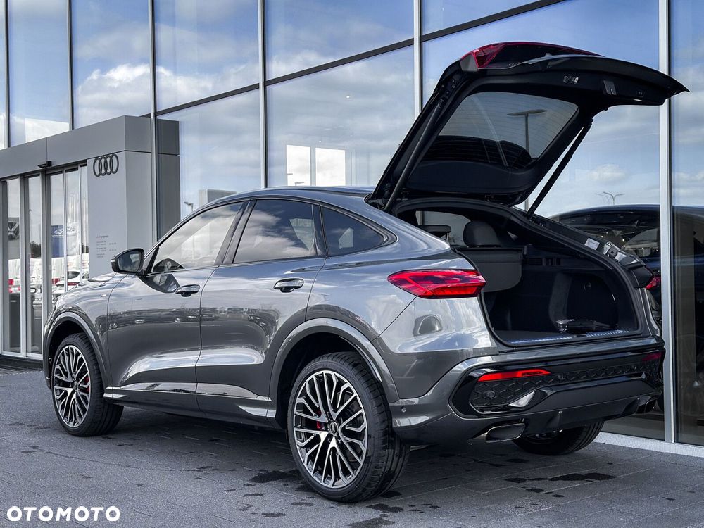 Audi Q5 Sportback - 8