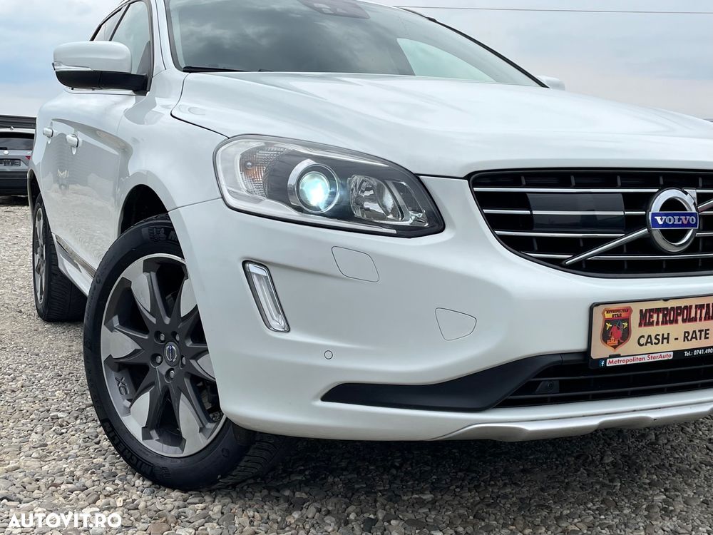 Volvo XC 60 D5 AWD Aut. Momentum - 25