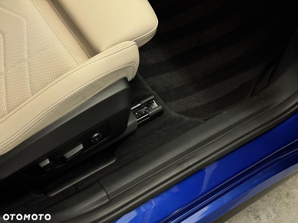 BMW X1 - 28
