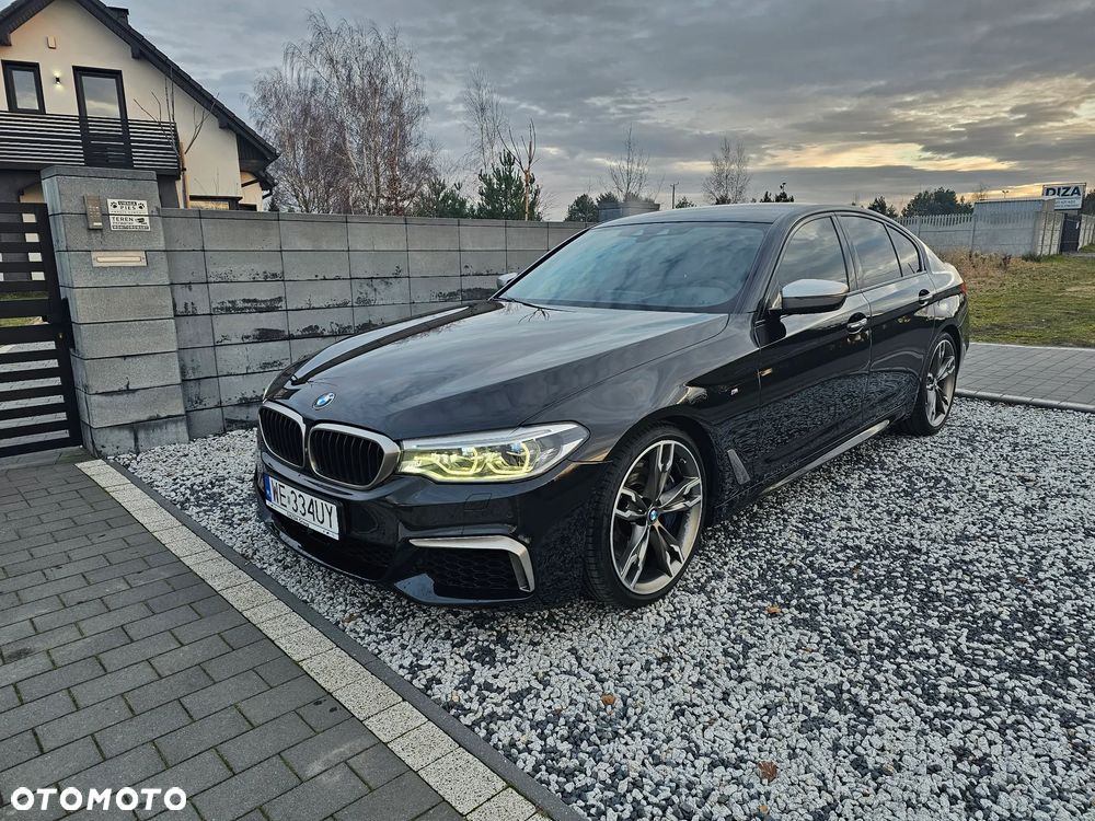 BMW Seria 5 M550i xDrive sport - 1