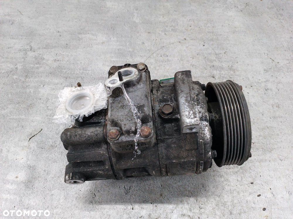 POMPA, SPRĘŻARKA KLIMATYZACJI VW GOLF V 1K0820803G - 1