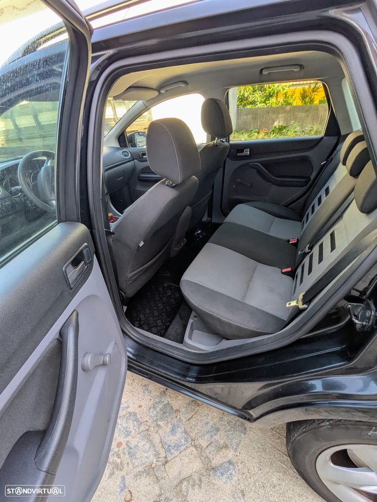 Ford Focus SW 1.6 TDCi S - 7