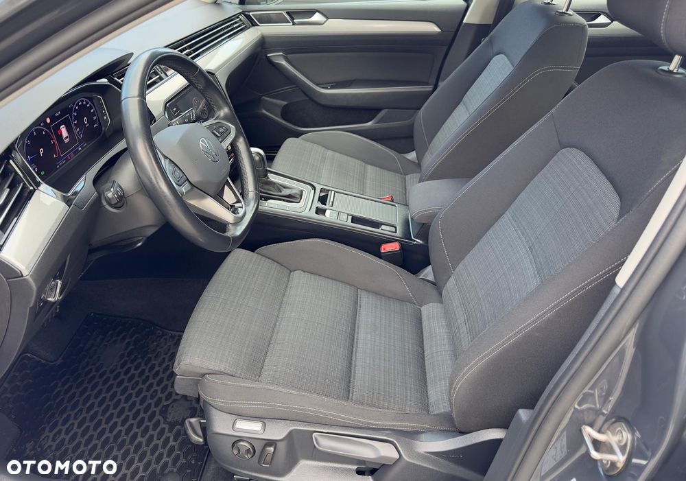 Volkswagen Passat Variant 2.0 TDI EVO Business DSG - 11